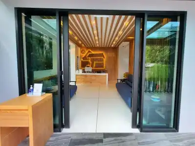 Ama's House Luxury Boutique - 6