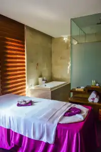 Holiday Beach Danang - 17