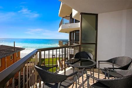 Spindrift on the Beach - 206