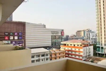 Golden Beach Pattaya - 67