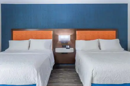 Hampton Inn Sioux Falls - 57