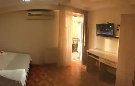Tao - 6