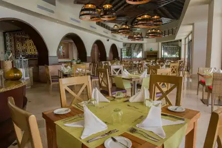Hideaway at Royalton Punta Cana, An Autograph Collection All Inclusive Resort & Casino – Adults Only - 25