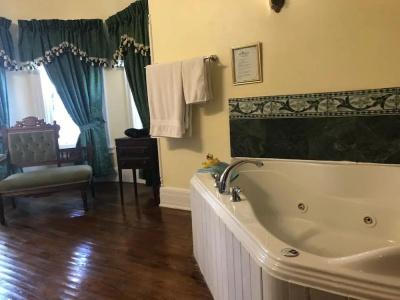 A Moment in Time Bed & Breakfast - 8