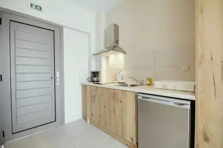 Robolla Beach Aparthotel - 33