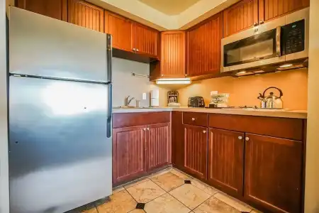Oceancliff Resort I & II - 16