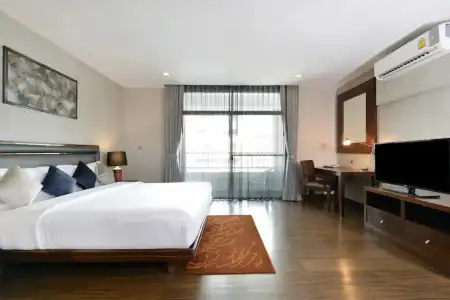 Grand Asoke Suites Boutique Residence - 15