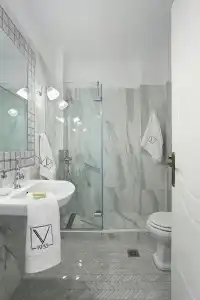 V1935 Luxurious Apartments - 53