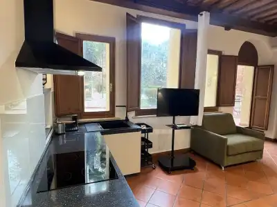 Regis Condo - 219