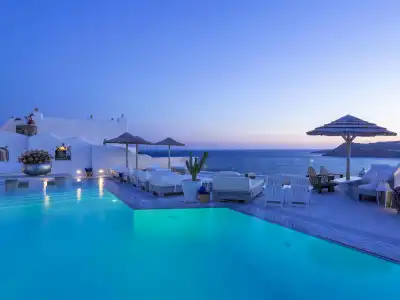Greco Philia Boutique - 14