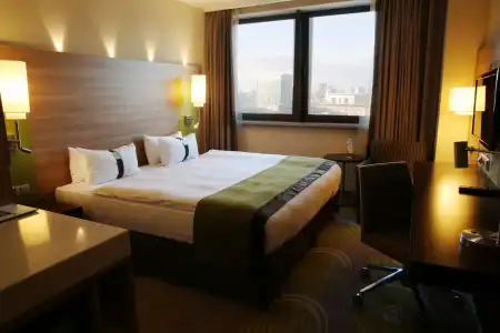 Holiday Inn Kyiv by IHG - 2