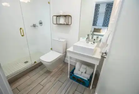 Oceanside and Suites - 50
