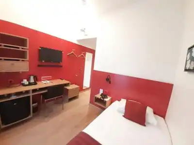 Hôtel International & Terminus - 35