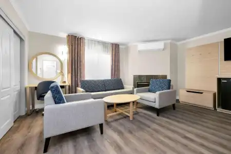 SureStay by Best Western San Francisco Marina District - 3