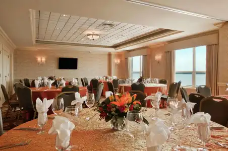 Hilton Madison Monona Terrace - 16