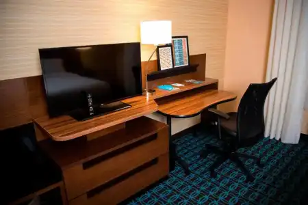 Fairfield Inn & Suites Cincinnati Uptown/University Area - 25