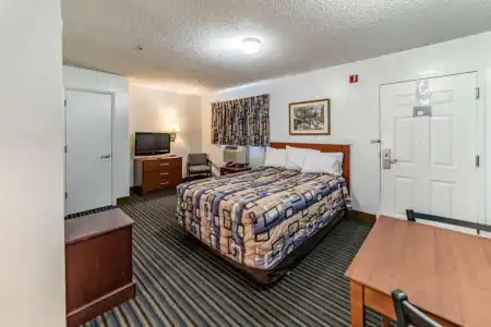 Motel 6 Greensboro, NC - I-40 - 59