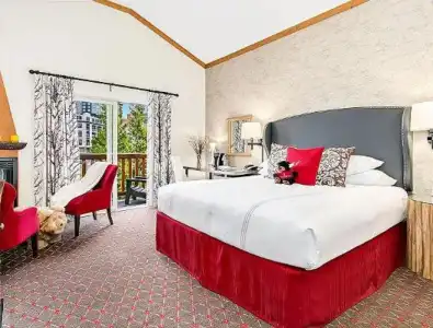 The Edgewater - 66