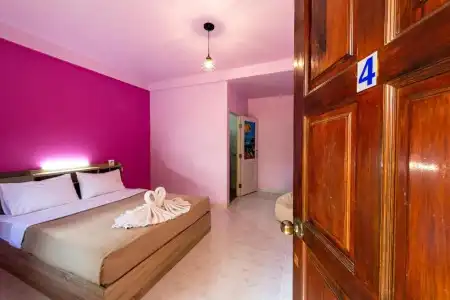 myPatong Social Hostel - 35