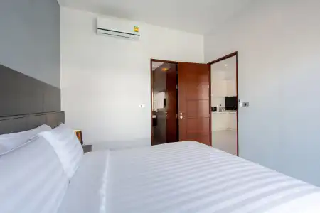 Utopia Naiharn - 20