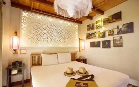 Hoi An Pho Library - 33