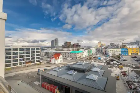 Hlemmur Suites - 58