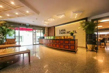 Lara Park - 29