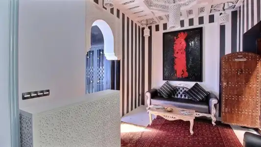 Riad Goloboy - 34