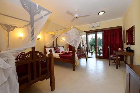 Uroa Bay Beach Resort - 61