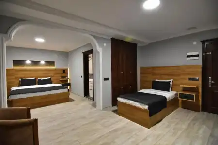 Green Palace Suite - 110