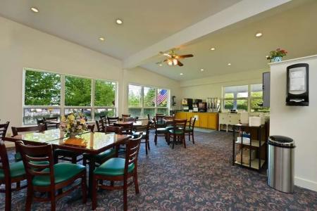Bar Harbor Motel - 24