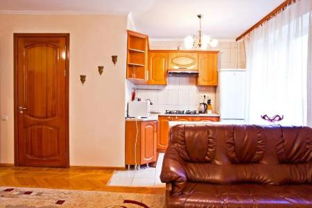 Lessor 204 Apartments - 50