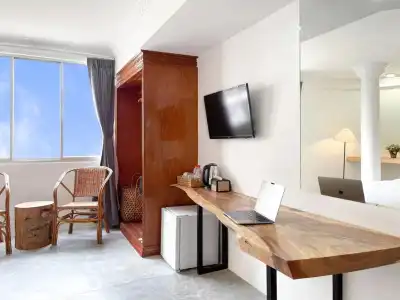 Pacific, Phnom Penh - 69