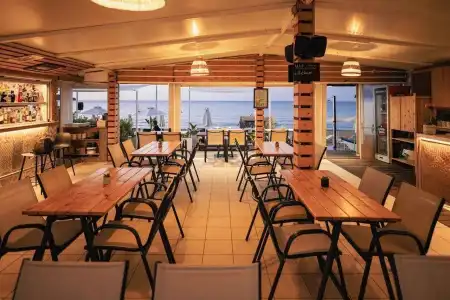 Esperides Beach Apartments - 16