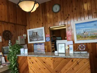 Ocean Surf Resort - 9