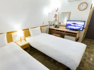 Toyoko Inn Higashi Hiroshima Station - 15