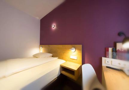 Azenberg Stuttgart, Sure Collection by BW - 2