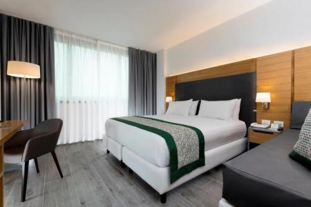 Holiday Inn Naples by IHG - 60