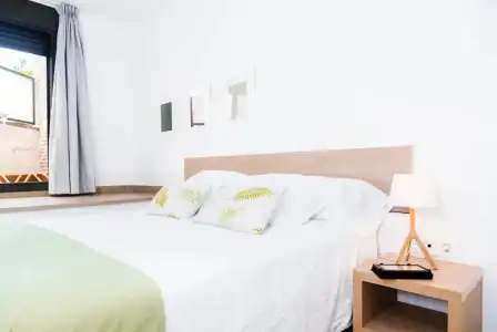 Feelathome Plaza Apartments - 23
