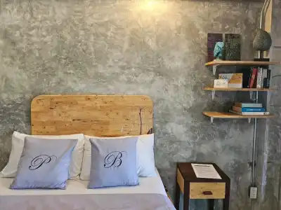The Picturebook Guesthouse - 21