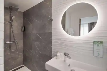 Campanile PRIME - Caen Centre Gare - 9