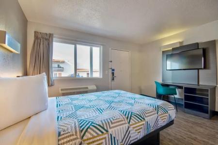 Motel 6 Santa Fe - 35