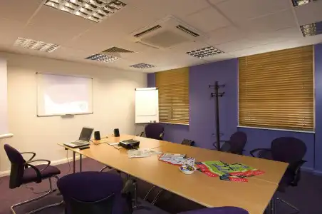 Premier Inn London Victoria - 15