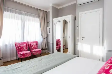 La Malandrina Apartments & Suites - 211
