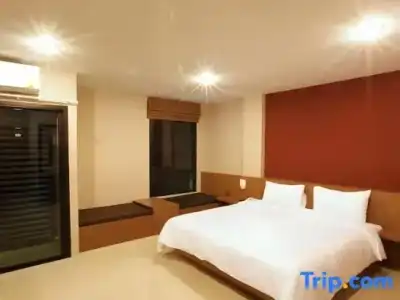 The Plubpla Serviced Apartment - 25