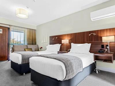 Holiday Inn Queenstown Frankton Road by IHG - 52