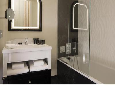Le Narcisse Blanc & Spa - 77