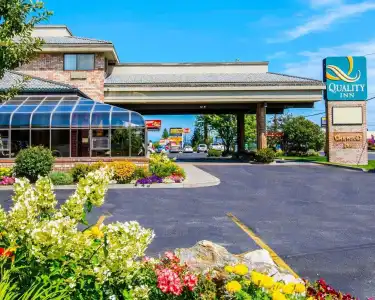 Quality Inn Oakwood - 51
