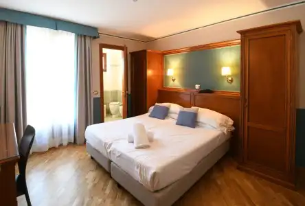 Cavour - 3