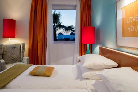Mykonos Theoxenia Boutique - 8